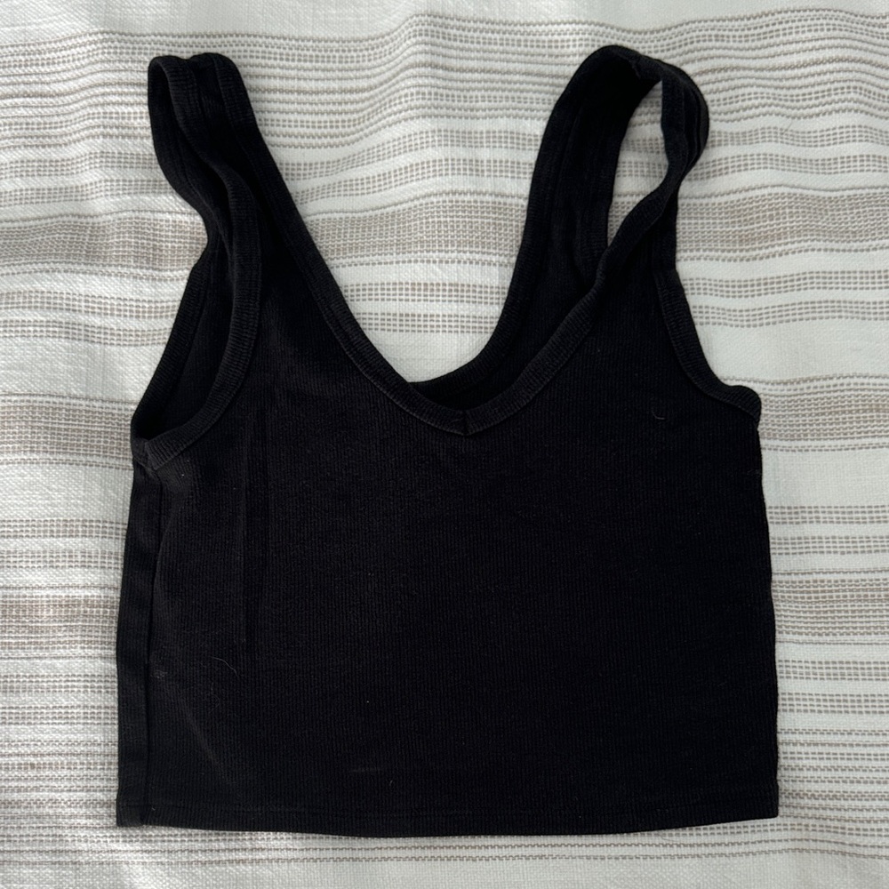 Gray Ribbed Cropped Tank Top